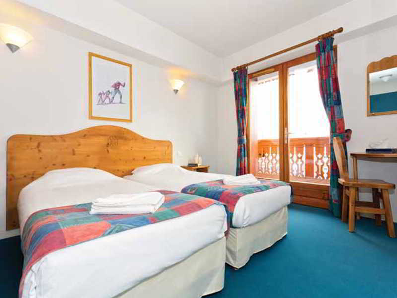 Hotel Les Bruyeres Alpe d'Huez Exterior photo