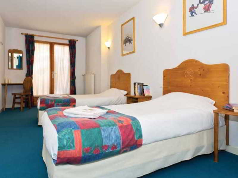 Hotel Les Bruyeres Alpe d'Huez Exterior photo